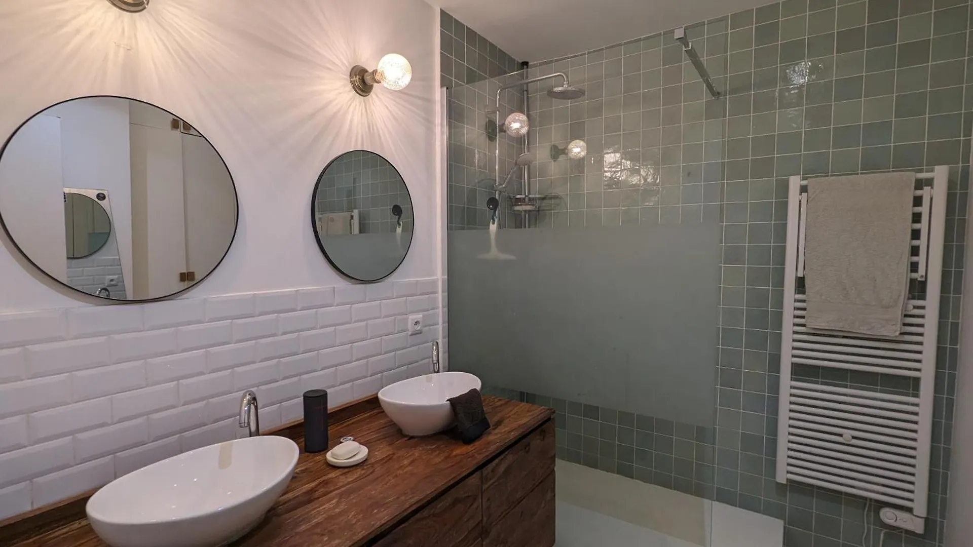 Apartamento Appartement Elegant - Fbg Saint Denis Paris