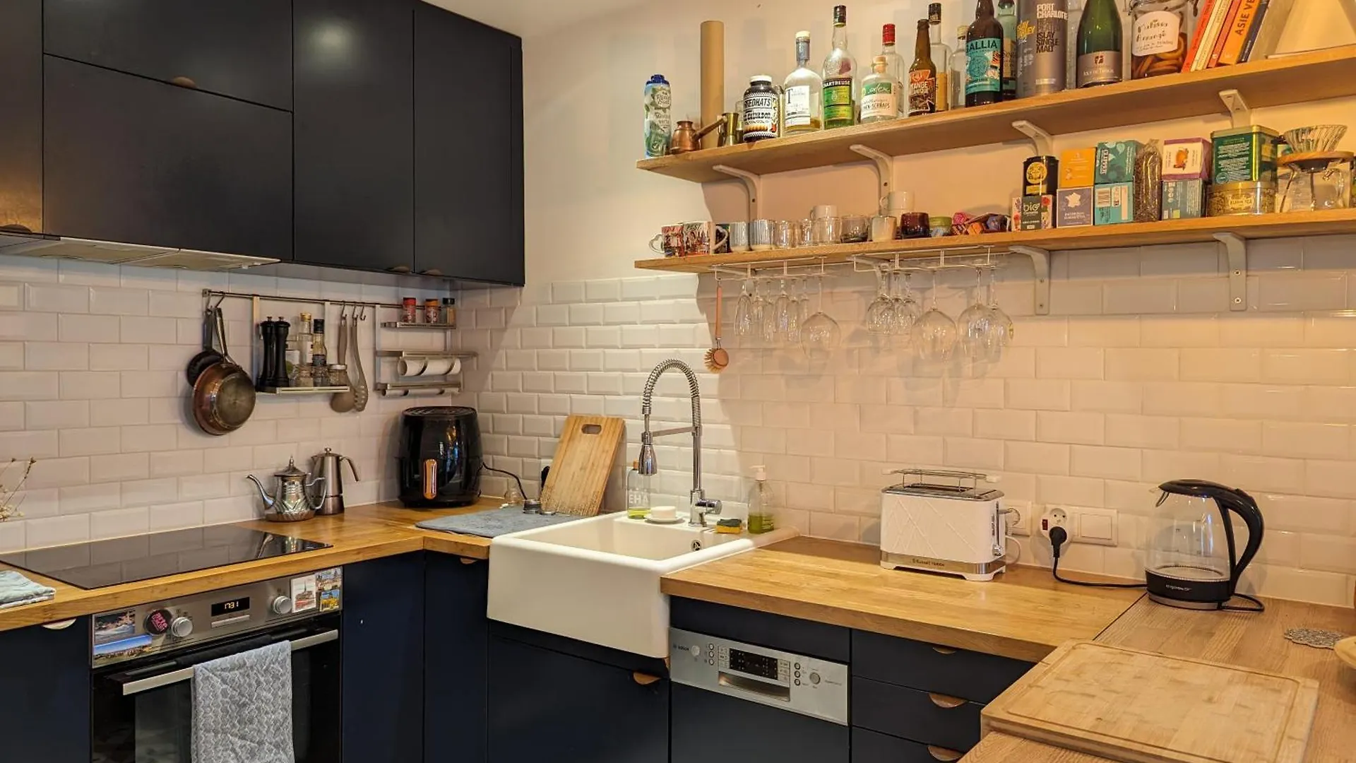 Appartement Elegant - Fbg Saint Denis Paris 0*,